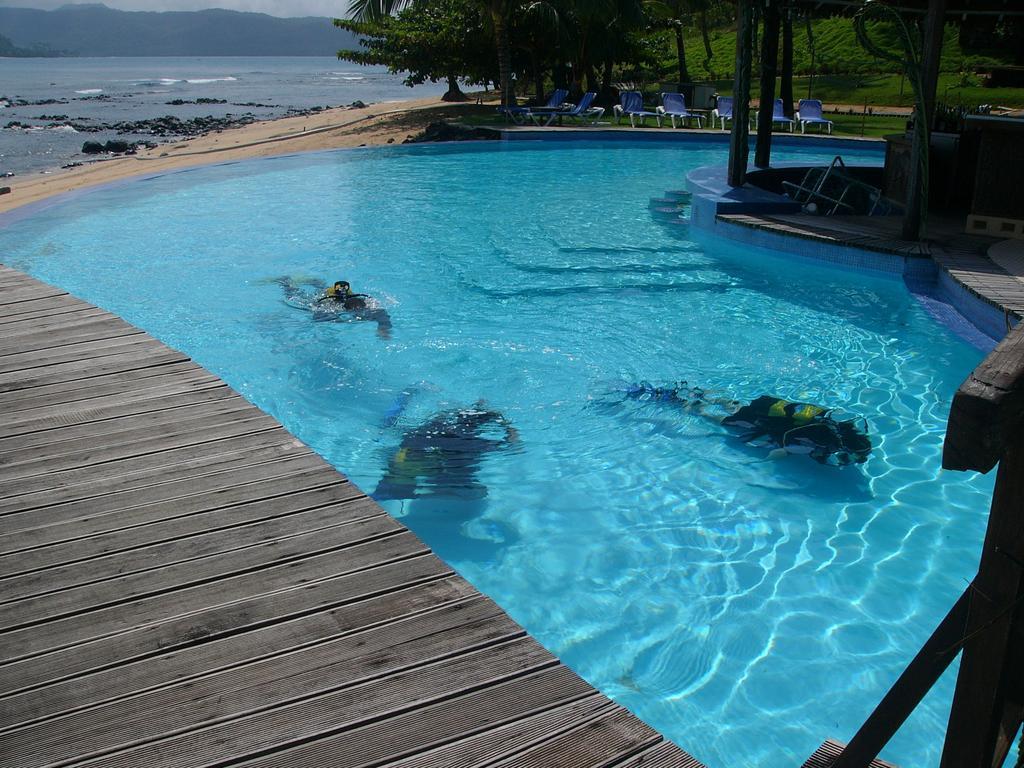 ホテル Pestana Equador ロラス島 エクステリア 写真