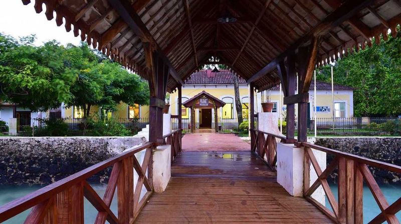 ホテル Pestana Equador ロラス島 エクステリア 写真