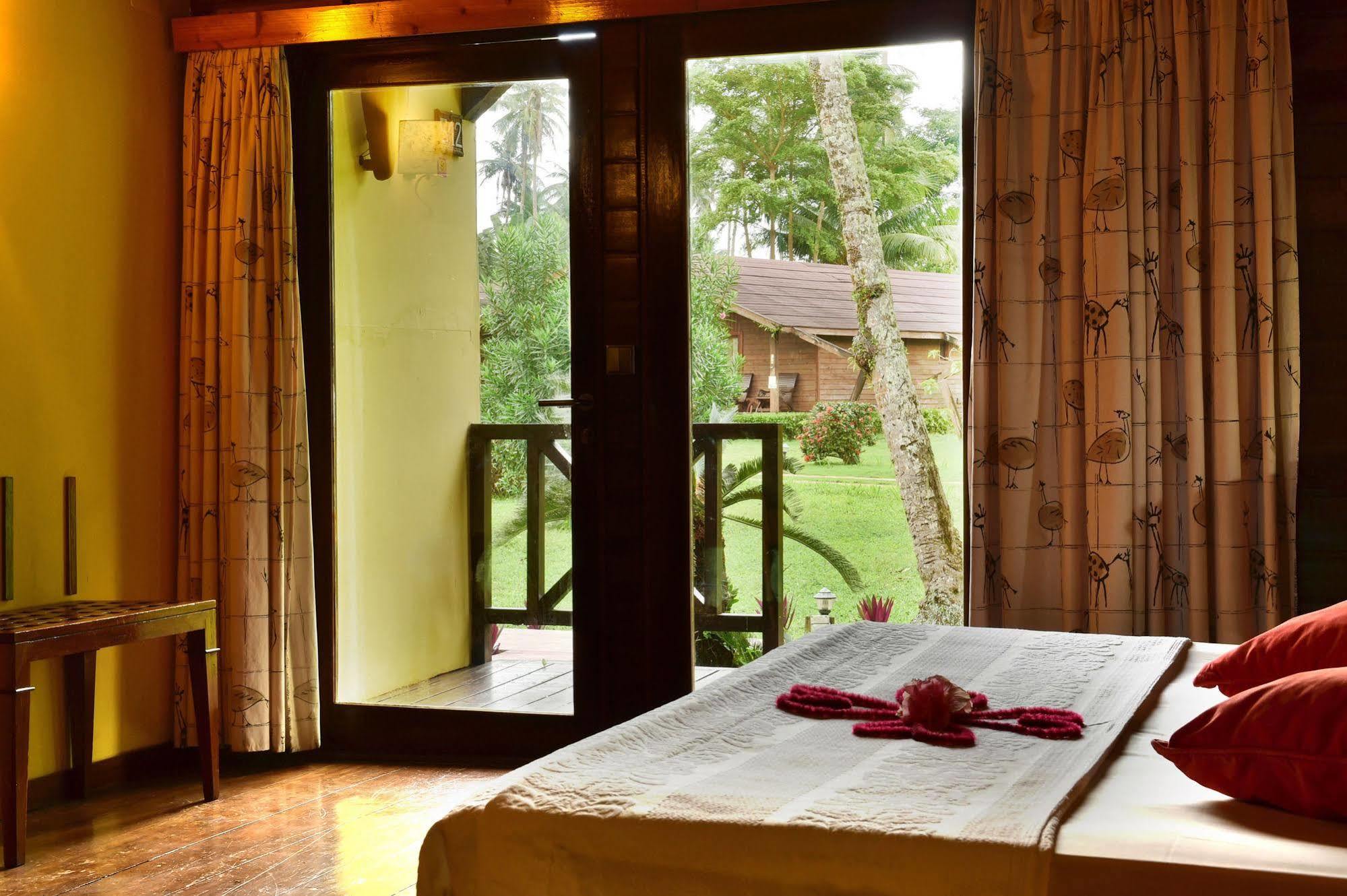 ホテル Pestana Equador ロラス島 エクステリア 写真